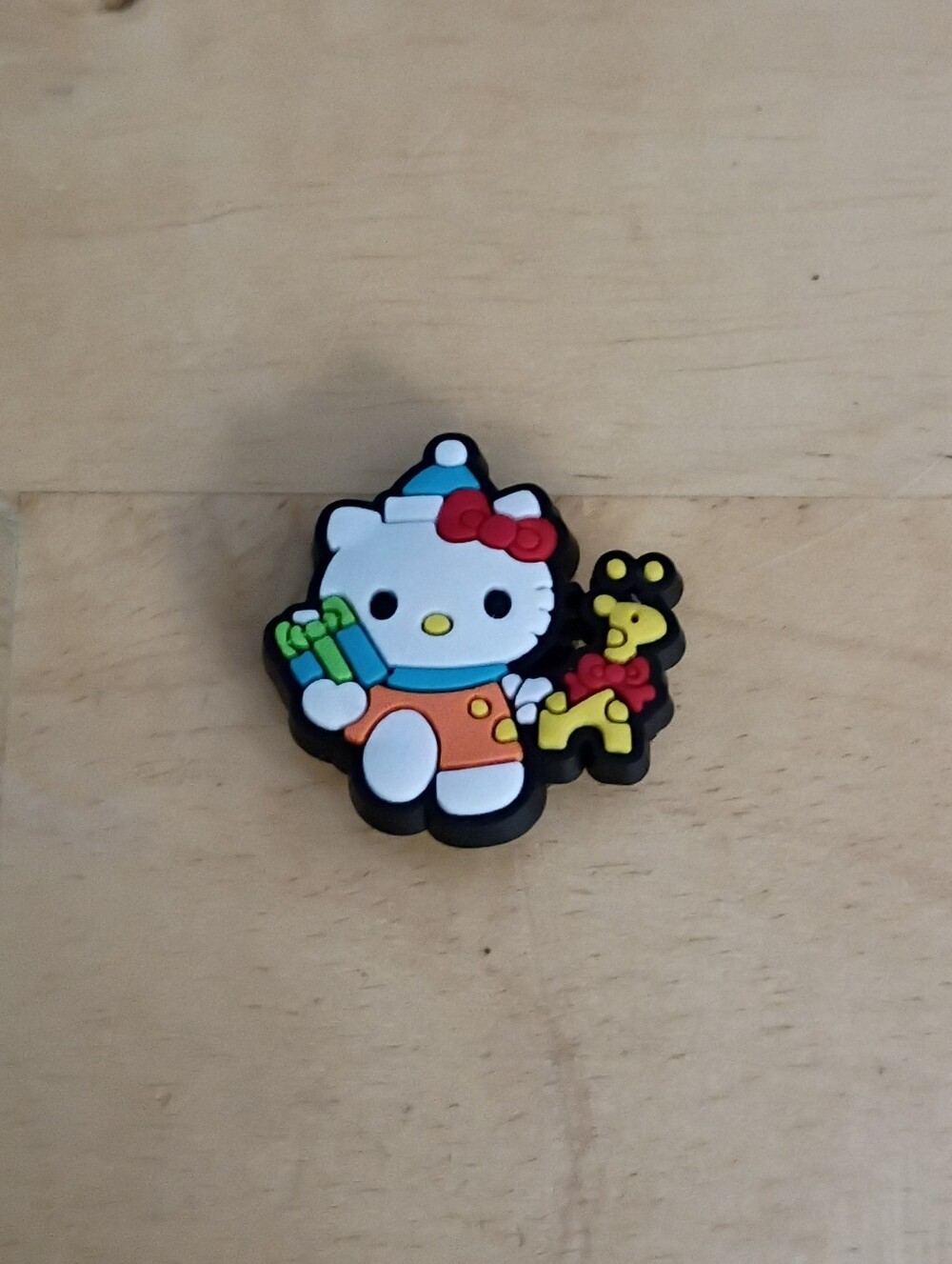 10 for $10 Jibbitz Croc Charms - Sanrio Hello Kitty w/ Toy Giraffe - New